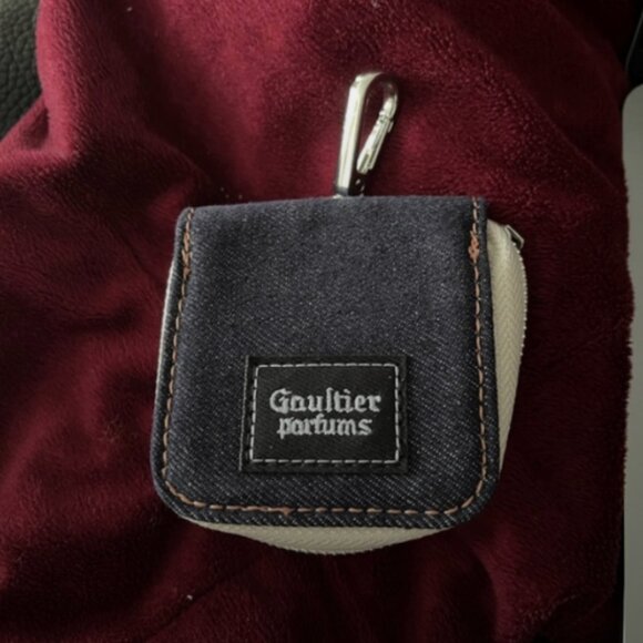 Jean Paul Gaultier Parfums Airpods Carrying Case Designer French House - Picture 1 of 3